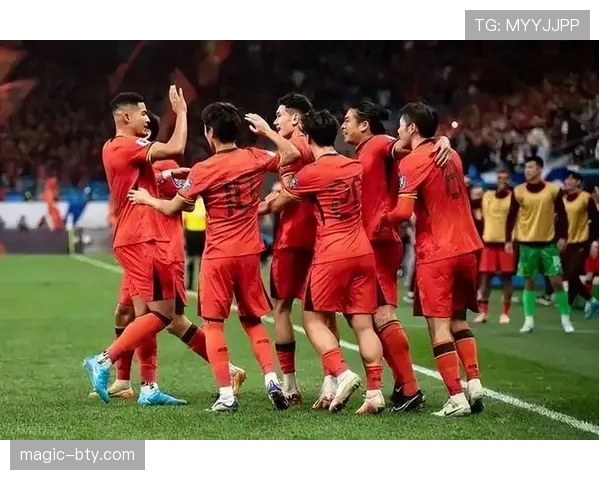 为备战世预赛关键战,国足集训重点演练定位球攻防 为备战世预赛关键战,国足集训重点演练定位球攻防